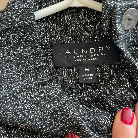 Unique tank with belt - never worn ! - Picture 3 of 5